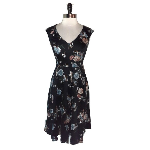 NEW TORRID Plus Size 10 10W A-Line Dress Black Blue Pink Floral Cap Sleeve - Picture 1 of 6